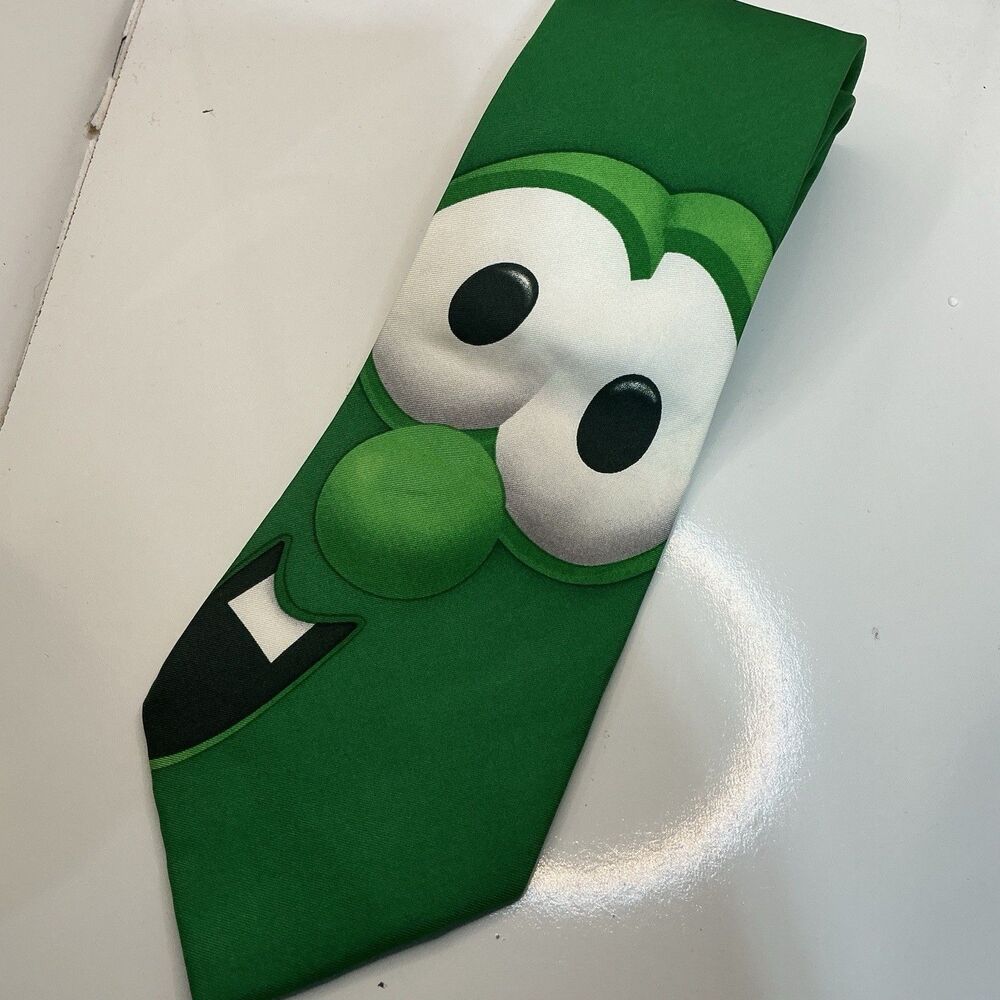 Eagles Wings VeggieTales Larry the Cucumber Green Novelty Silk Men’s Necktie